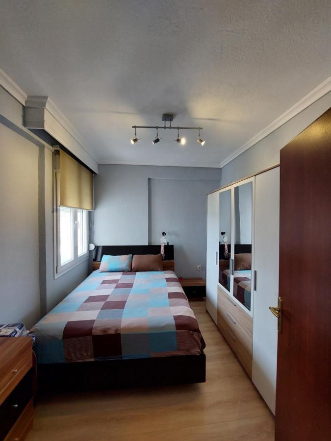 Bright View Apartment Palaiontsiflikion Exterior foto